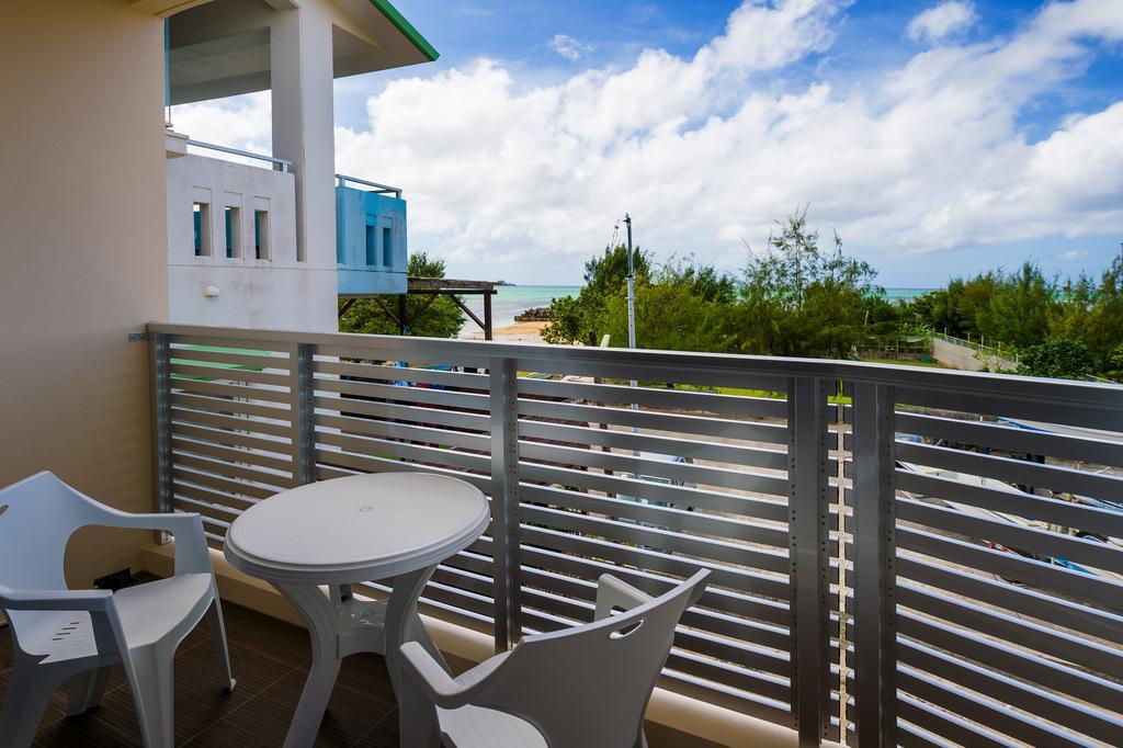 United Resort Ocean Front Onna Exterior foto
