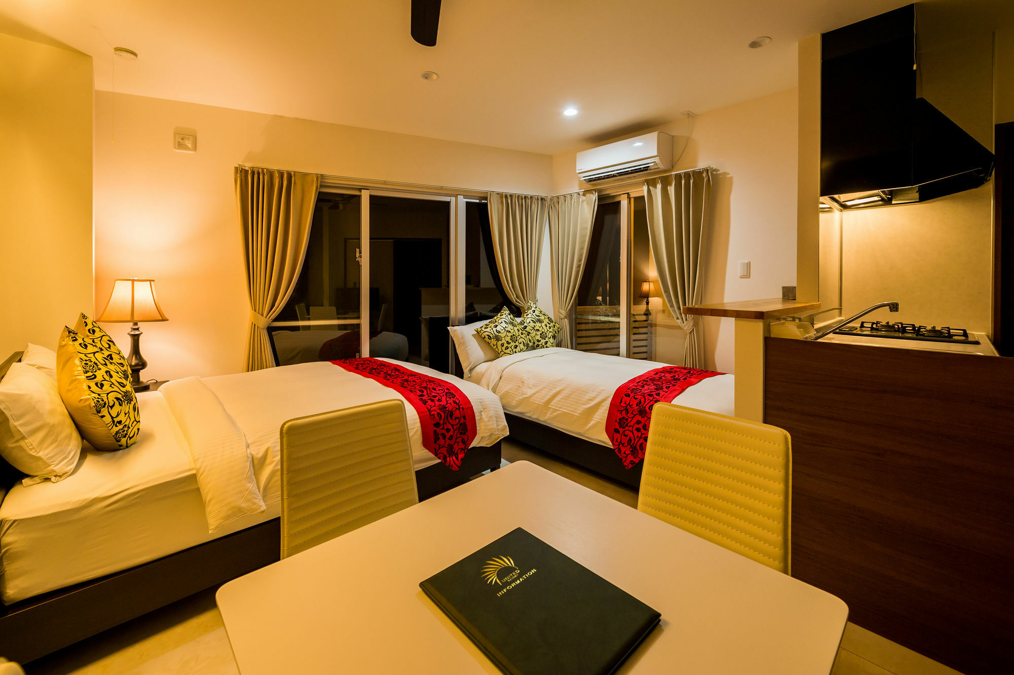 United Resort Ocean Front Onna Exterior foto
